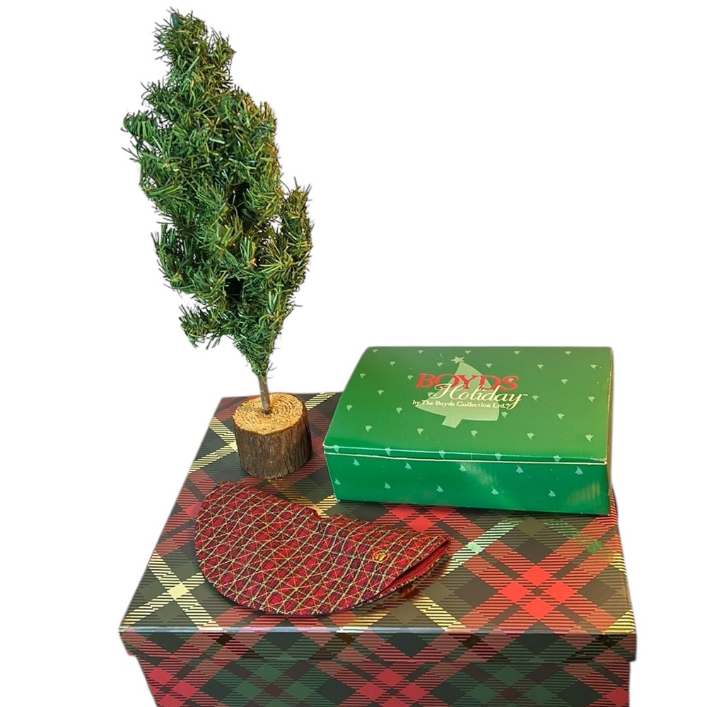 Vintage Set 2004 Boyds Christmas Tree, Skirt And Mini Ornaments